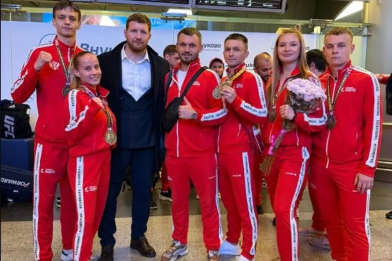 Вологодские кикбоксёры привезли пять золотых медалей чемпионата мира