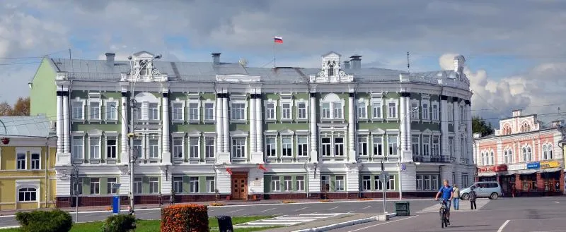 В управлении капстроительства Вологды идут обыски, задержан чиновник